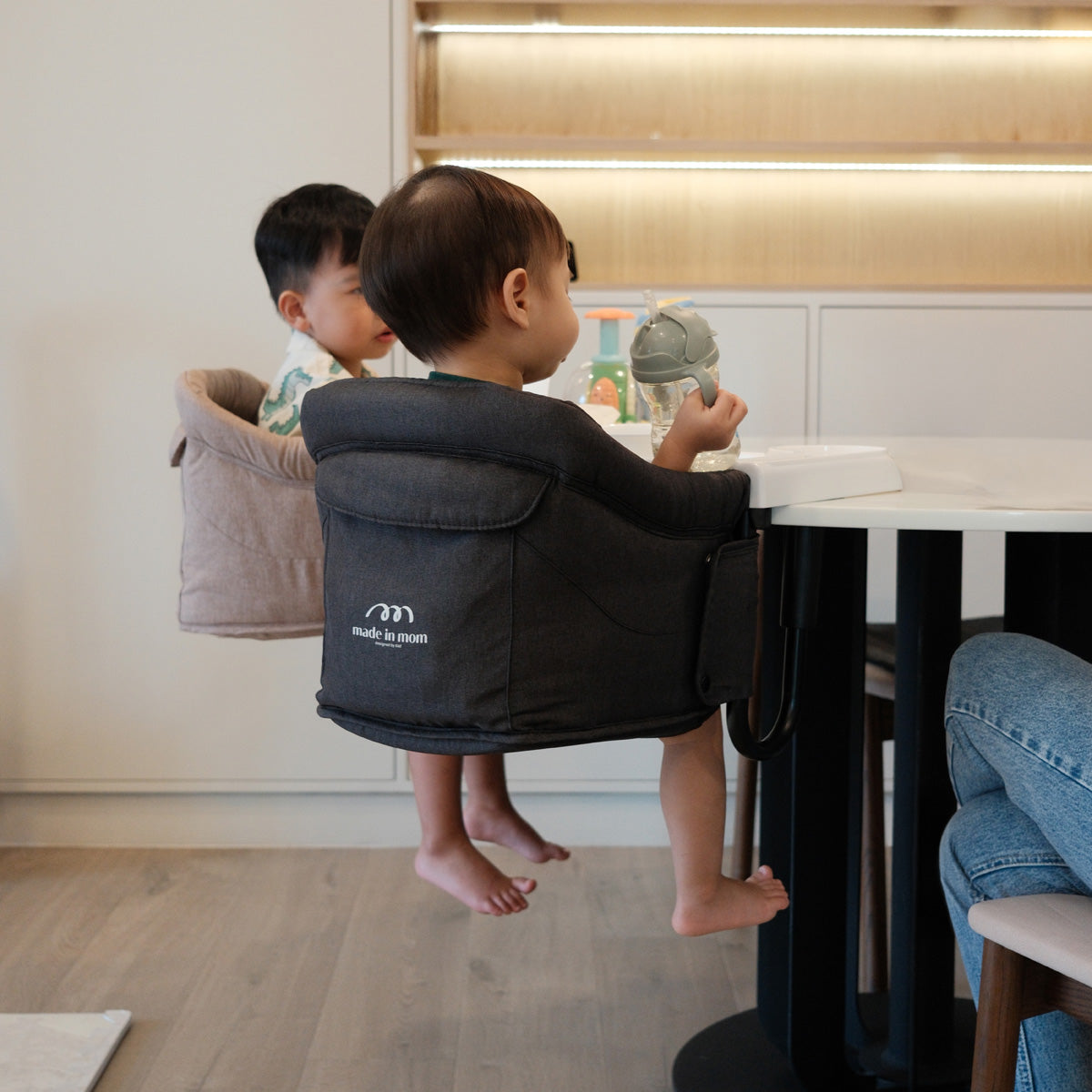 Portable Hook-On Baby Chair (Beige)